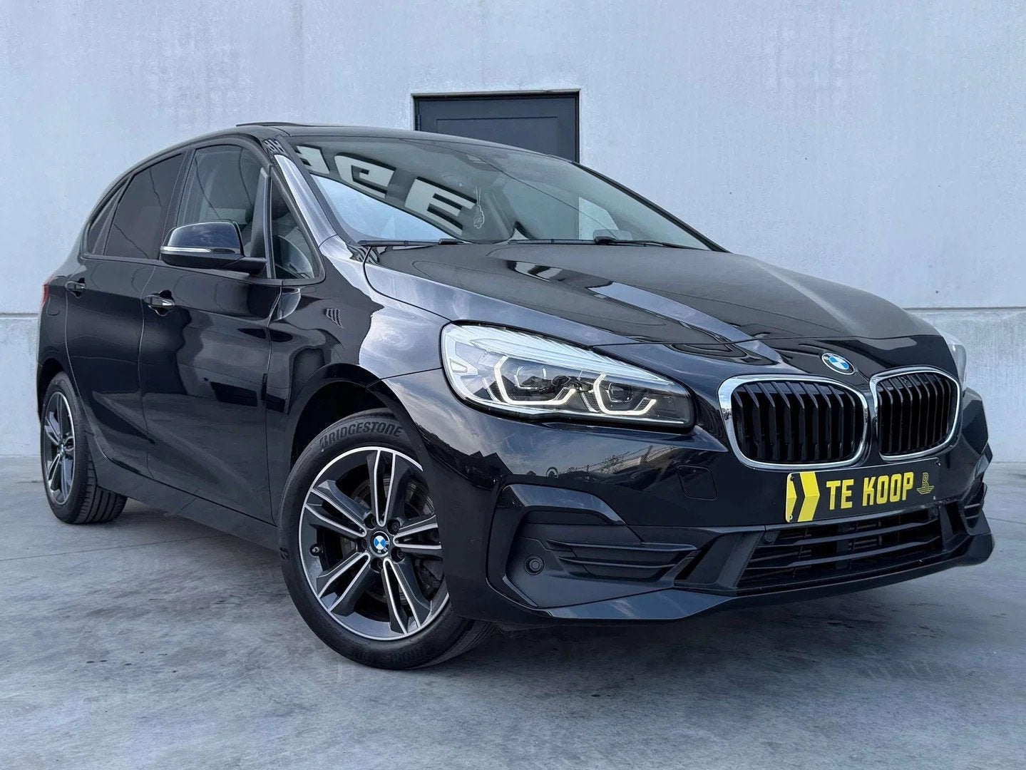 BMW 2 Serie 225 PHEV*Pano*Carplay*Head-up*Led*Camera*Keyless, Autos, BMW, Euro 6, Autre carrosserie, 5 portes, 5 places