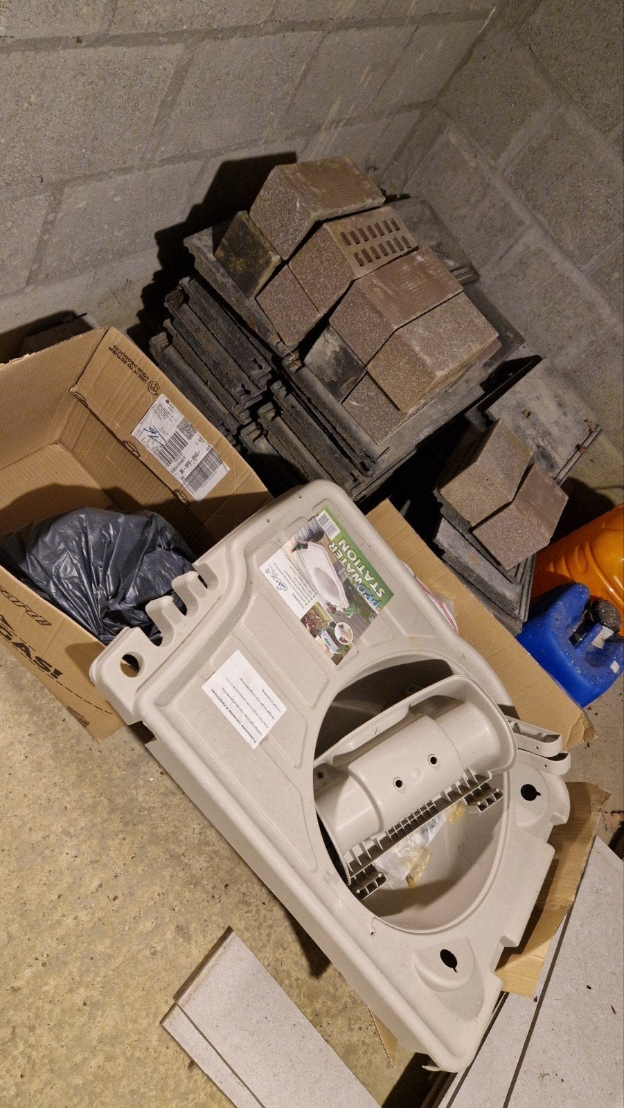 Dak pannen, Doe-het-zelf en Bouw, Dakpannen en Dakbedekking, Ophalen, Overige materialen, Zwart, 5 tot 10 m²