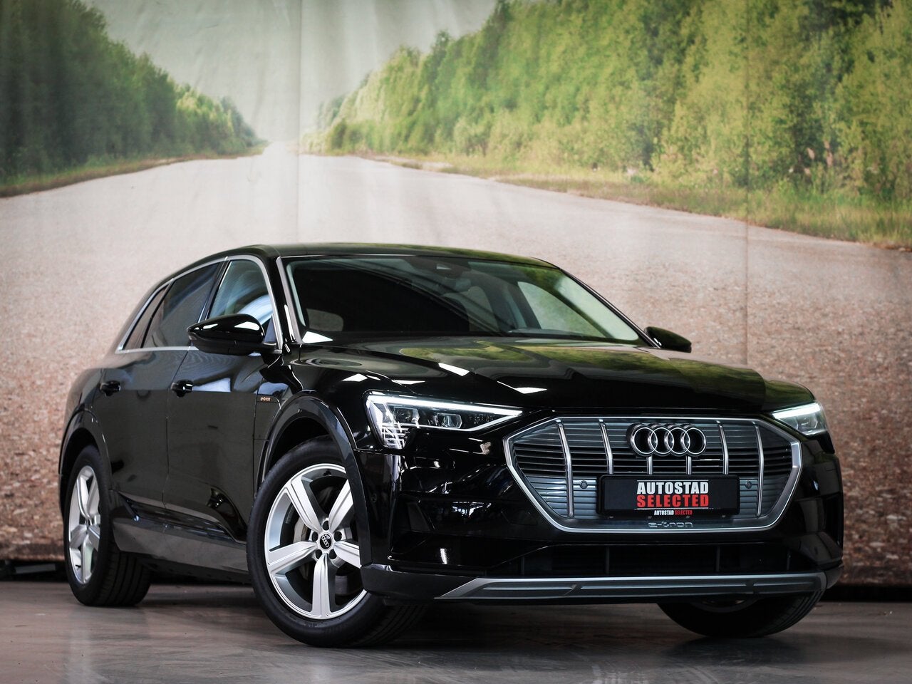Audi e-tron QUATTRO, Autos, Audi, 0 kg, Euro 6, 0 kg, Noir