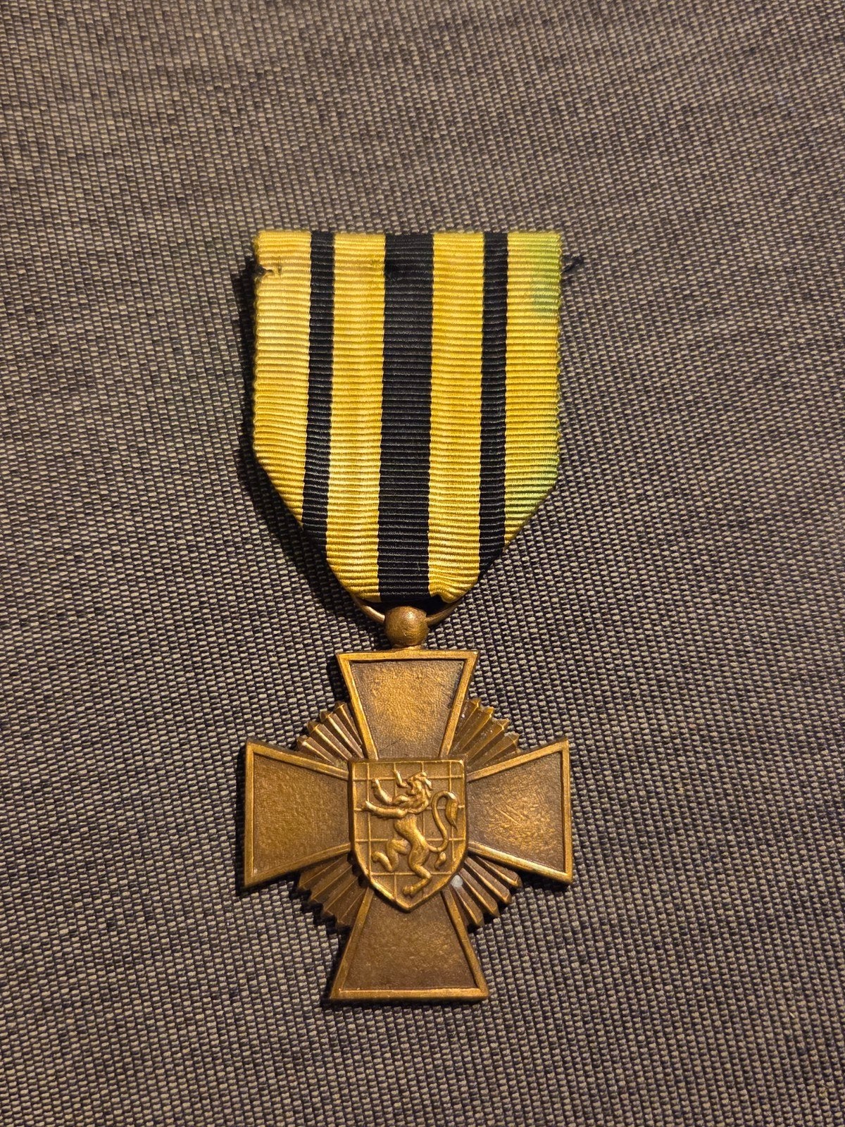 Croix évadée, Enlèvement ou Envoi