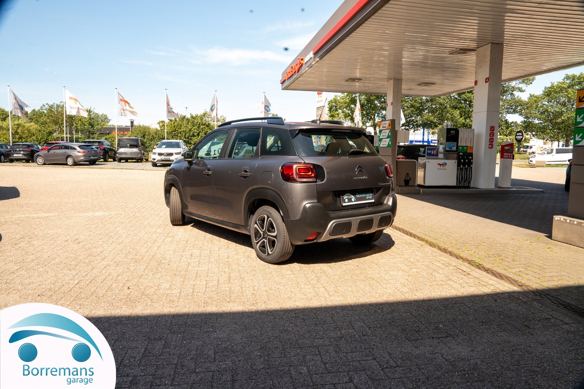 Citroen C3 Aircross BUSINESS Navi/Carplay/Parkeersensoren/., Autos, 0 kg, Argent ou Gris, Achat, Euro 6