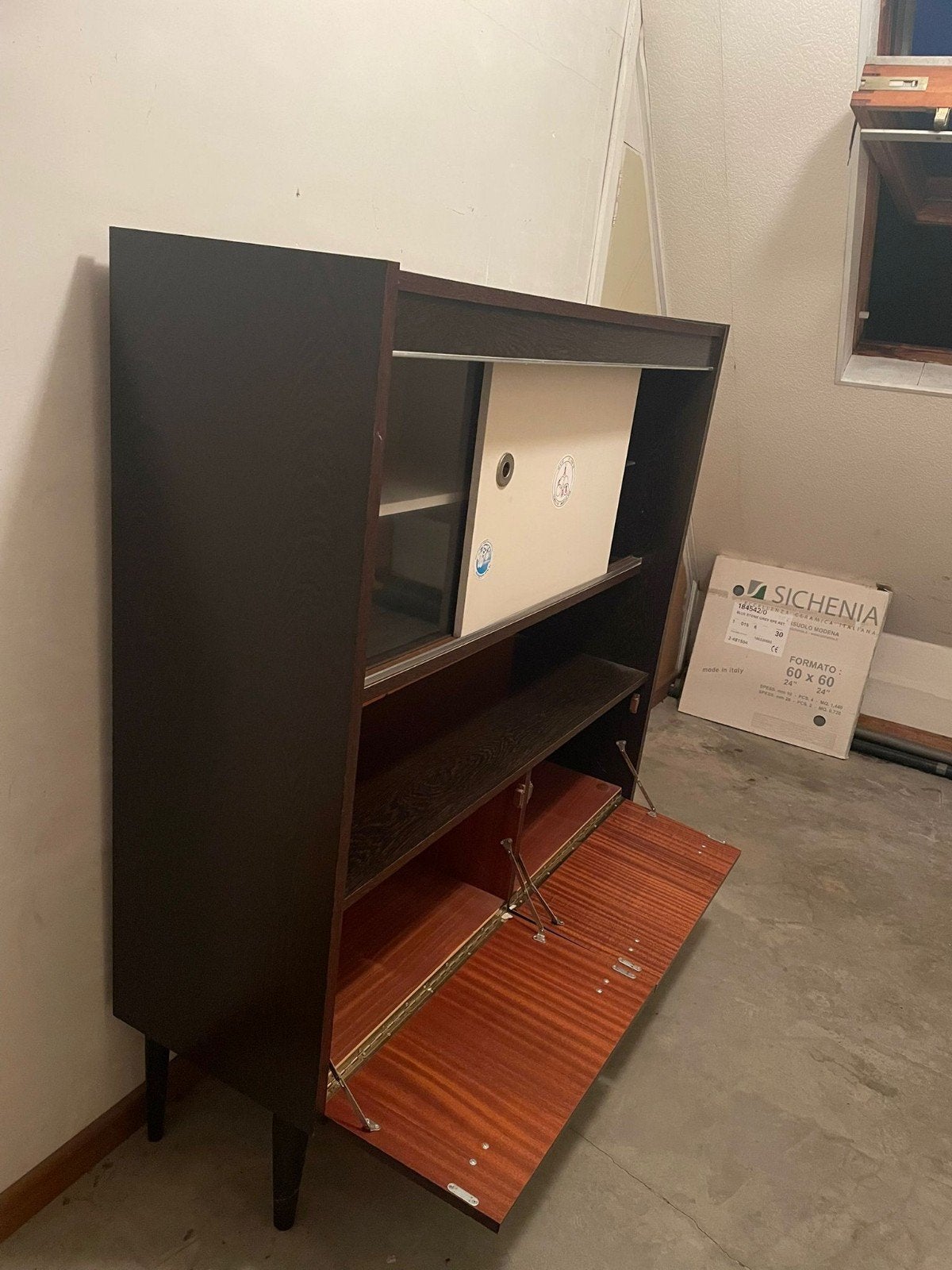 Kast, Ophalen