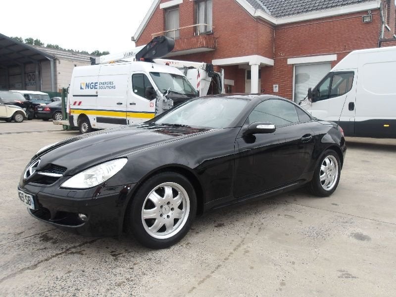 MERCEDES-BENZ SLK 200  BENZINE 06-04, Auto's, Overige modellen, Zwart, Bedrijf, https://public.car-pass.be/vhr/aa94ef5d-7490-4870-9883-f2d93ed2390b