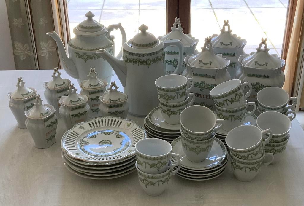 Service à café en porcelaine avec cafetières / pots épices, Enlèvement