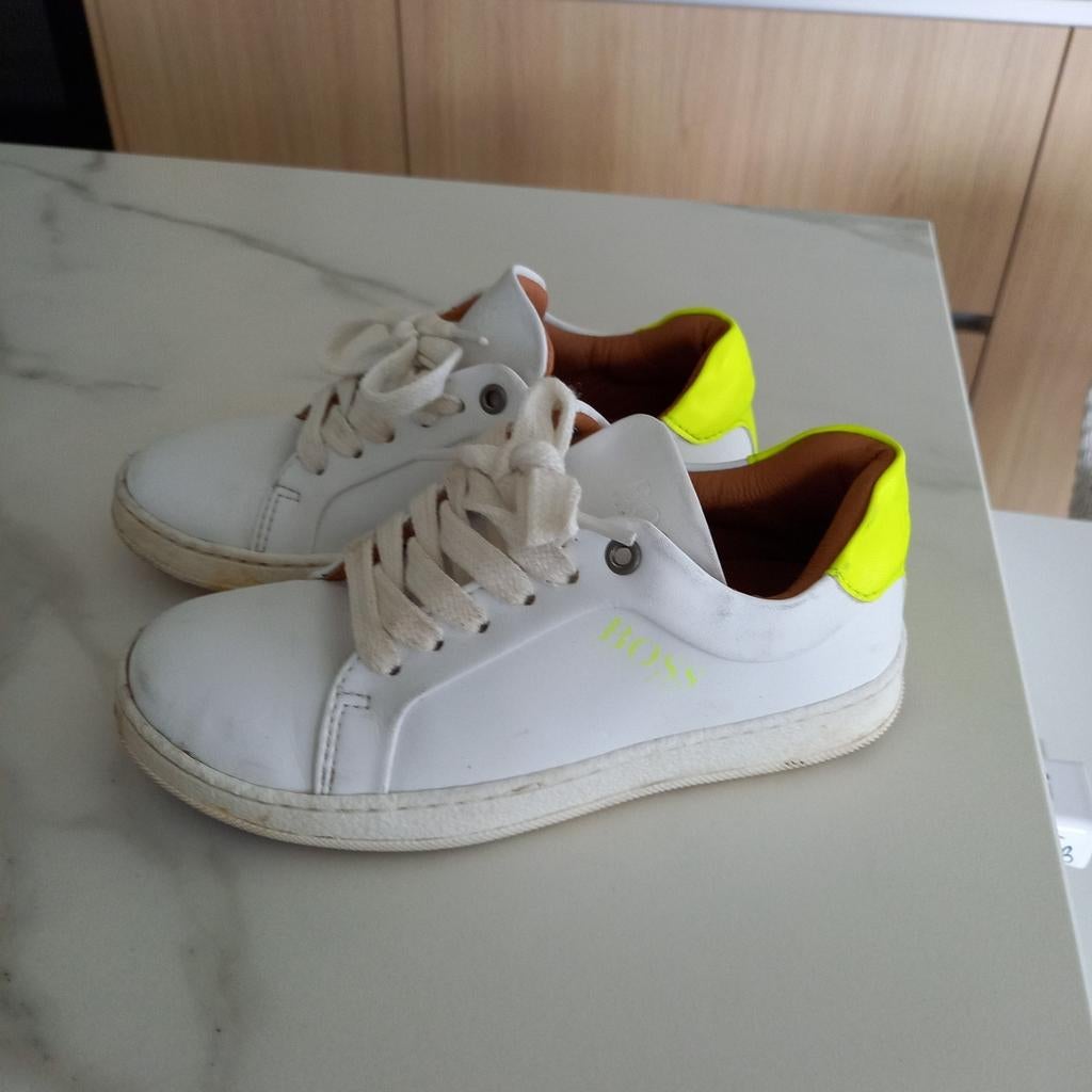 Sneakers 'BOSS'  Maat 29, Kinderen en Baby's, Ophalen, Zo goed als nieuw