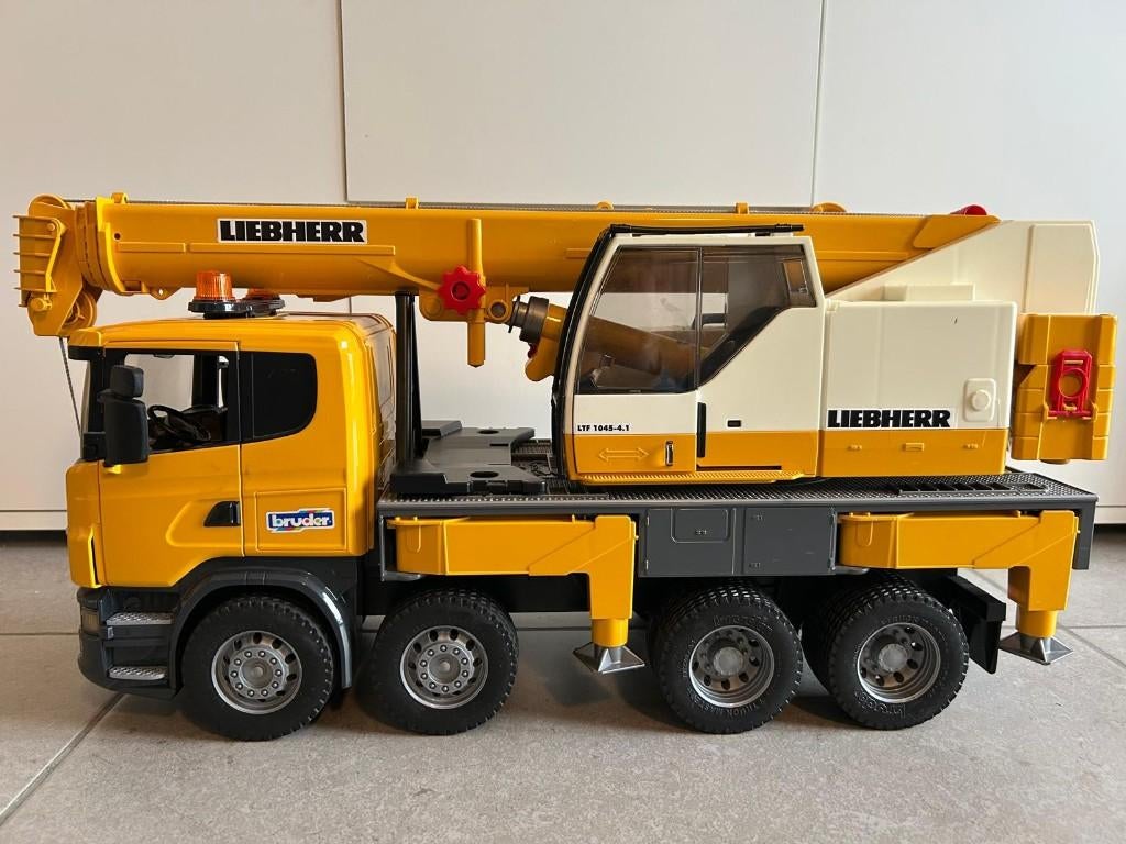 Bruder kraanwagen met licht- en geluidsmodule, Kinderen en Baby's, Speelgoed |Speelgoedvoertuigen, Ophalen, Gebruikt