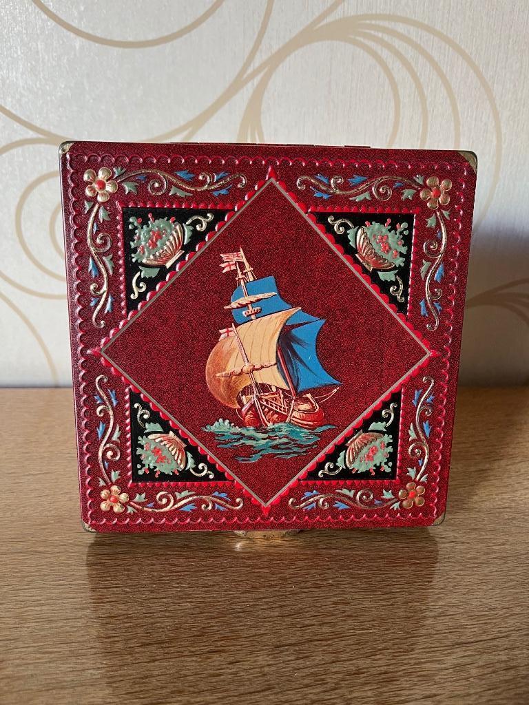 Blikken doos met zeilschip, Enlèvement ou Envoi