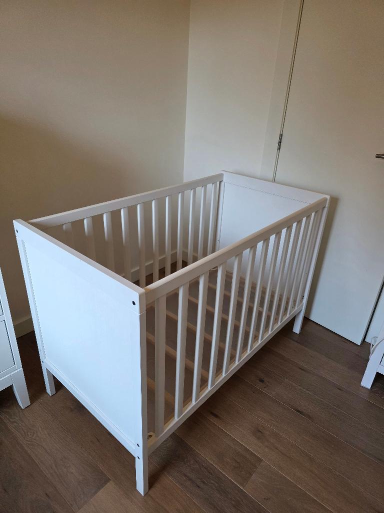 ikea Sundvik baby bed, Ophalen, Gebruikt, Minder dan 140 cm, Minder dan 70 cm