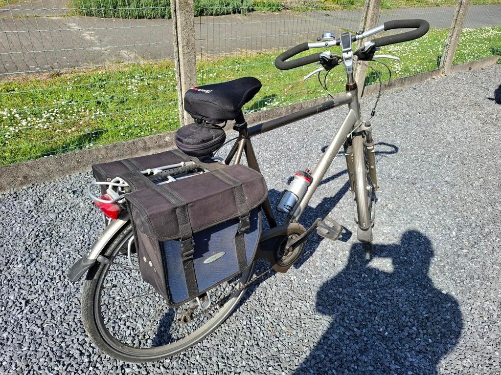 Degelijke heren stadsfiets van het gekende merk batavus., Fietsen en Brommers, Ophalen, Gebruikt, Batavus, Versnellingen