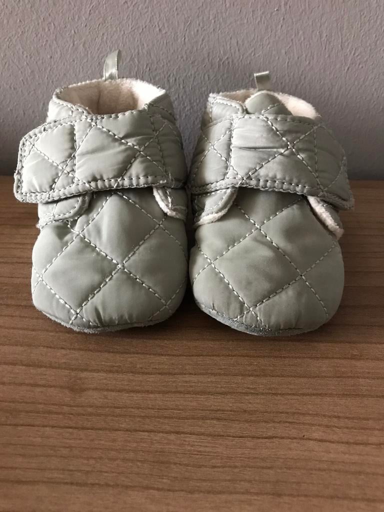 Te koop schoentjes, Kinderen en Baby's, Babykleding | Schoentjes en Sokjes, Schoentjes, Jongetje of Meisje, H&M, Ophalen of Verzenden