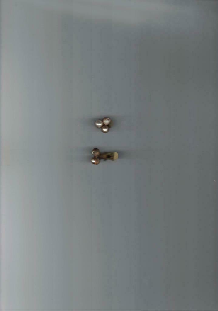 Bijou-Paire boucles d'oreilles avec perles (0009), Enlèvement ou Envoi, Utilisé, Autres matériaux, Puces ou Clous