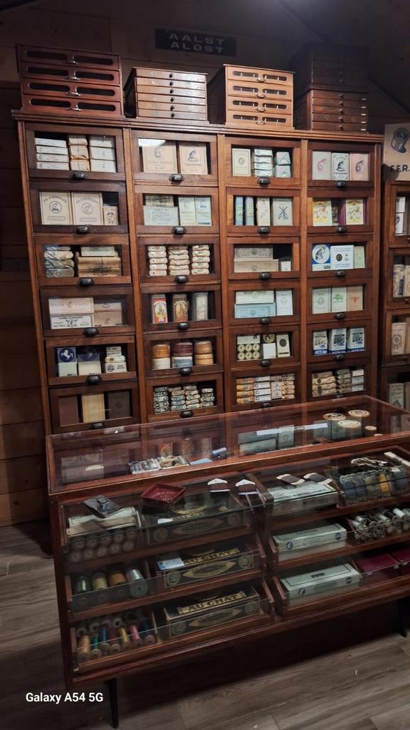 Filature, filateries et retrouvailles | Alost, Collections, Marques & Objets publicitaires, Enlèvement