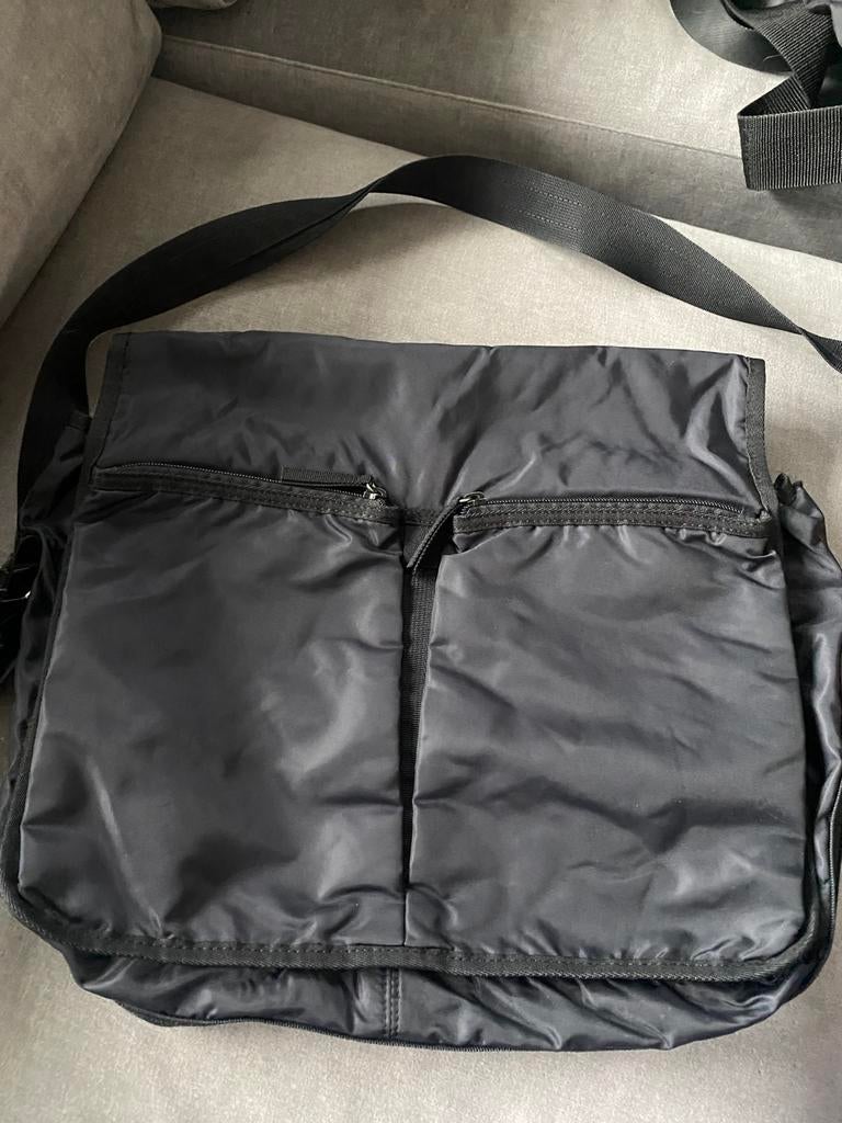 Zwarte Nylon Schoudertas, Ophalen of Verzenden, Gebruikt, Zwart, Overige merken