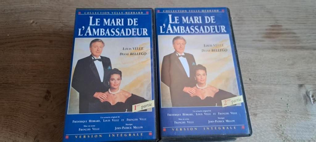 Le Mari de l'Ambassadeur : "Coffret VHS -Intégral", Enlèvement ou Envoi