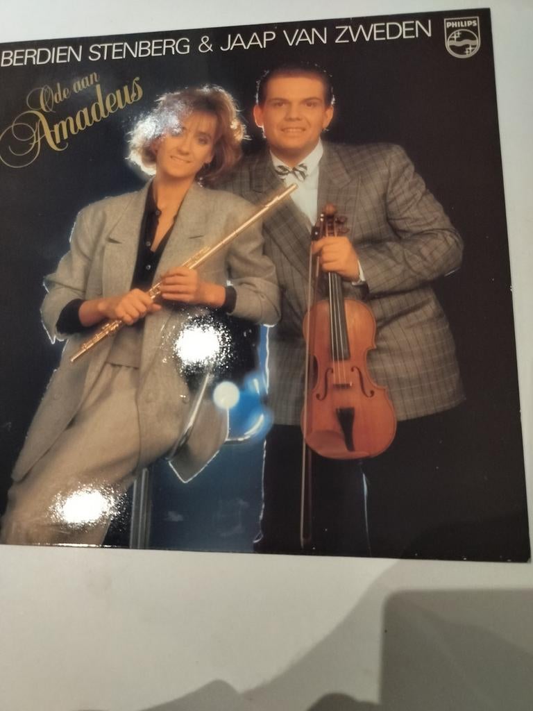 Très bon album Ode à maman de Berdien Stenberg & Jaap Van Zw, Enlèvement ou Envoi, Comme neuf