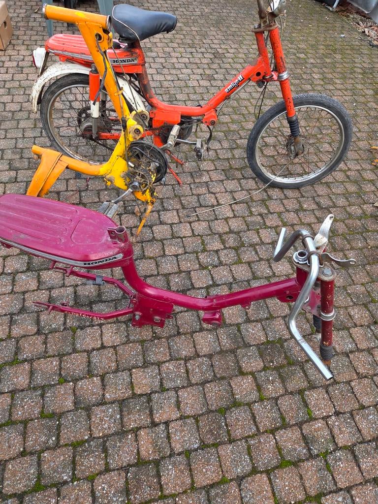Honda amigo 2 takt, Ophalen
