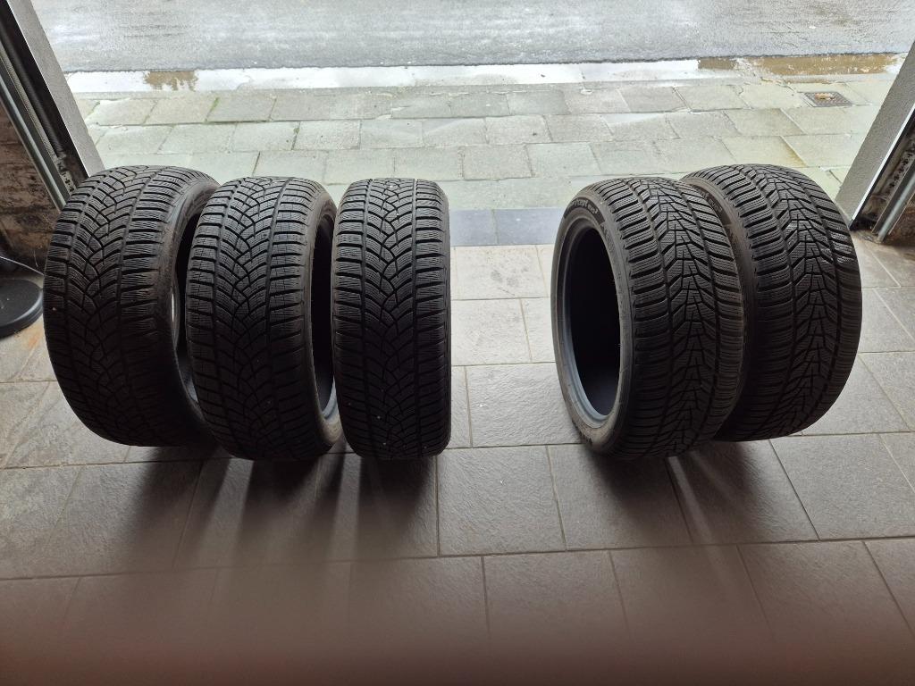 Pneus 225/50R18, Autos : Pièces & Accessoires, Pneus & Jantes, Neuf, Pneus hiver, Véhicule de tourisme, Enlèvement