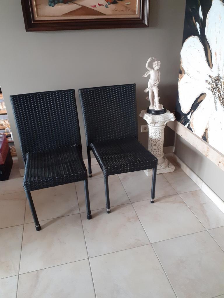 Zwarte  stoelen, Tuin en Terras, Ophalen, Zo goed als nieuw, Kunststof, Stapelbaar