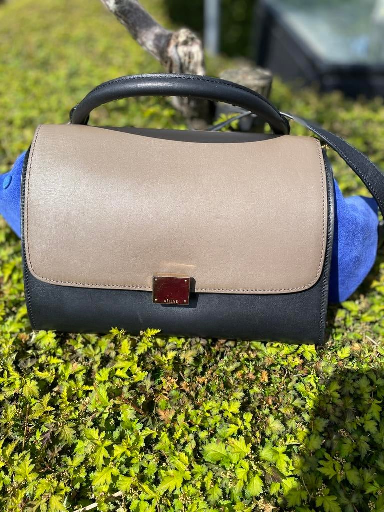 HANDTAS CELINE TAUPE-ZWART- ZIJKANTEN IN BIC BLAUW, Handtassen en Accessoires, Tassen | Damestassen, Ophalen of Verzenden, Zo goed als nieuw