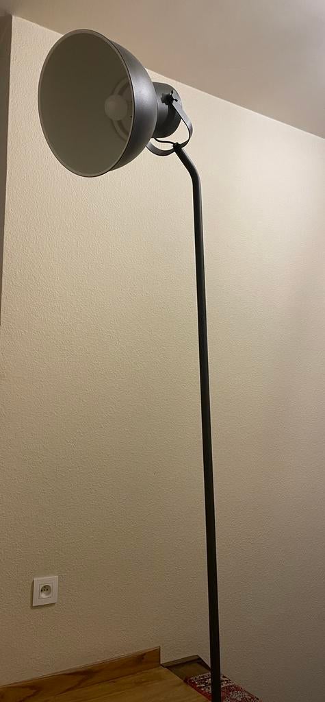 IKEA HEKTAR staande lamp grijs, Huis en Inrichting, Ophalen, Zo goed als nieuw