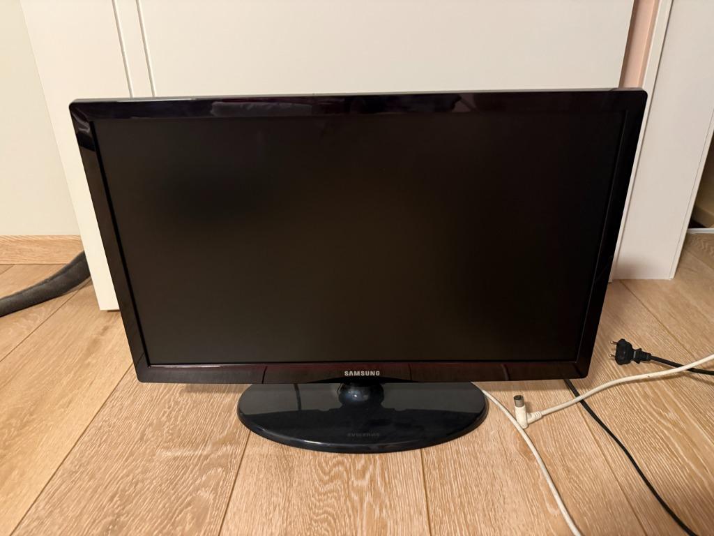 Samsung 22 inch monitor, Computers en Software, Monitoren, Gebruikt, HDMI, Full HD, Overige typen