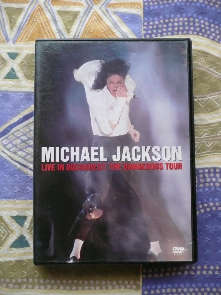 MICHAEL JACKSON - DVD LIVE IN BUCHAREST-THE DANGEROUS TOUR, Tous les âges, Enlèvement ou Envoi, Comme neuf, Musique et Concerts