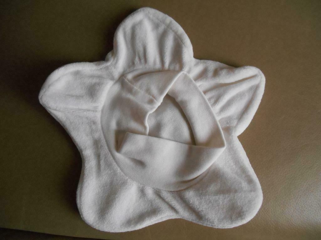 Bonnet étoile, 104 ou plus petit, Comme neuf, Enlèvement, Bonnet