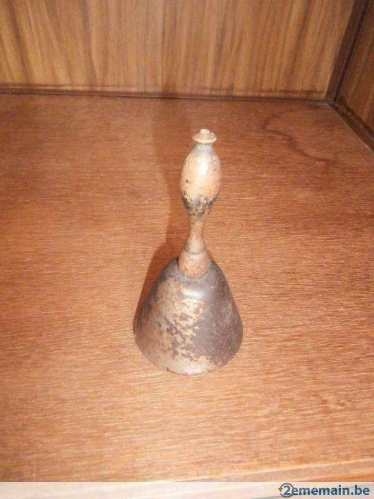 Clochette en bois et métal, Antiquités & Art