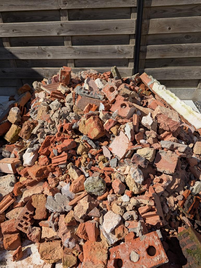 Gratis Steenpuin, Ophalen, Gebruikt, Overige materialen, Overige typen