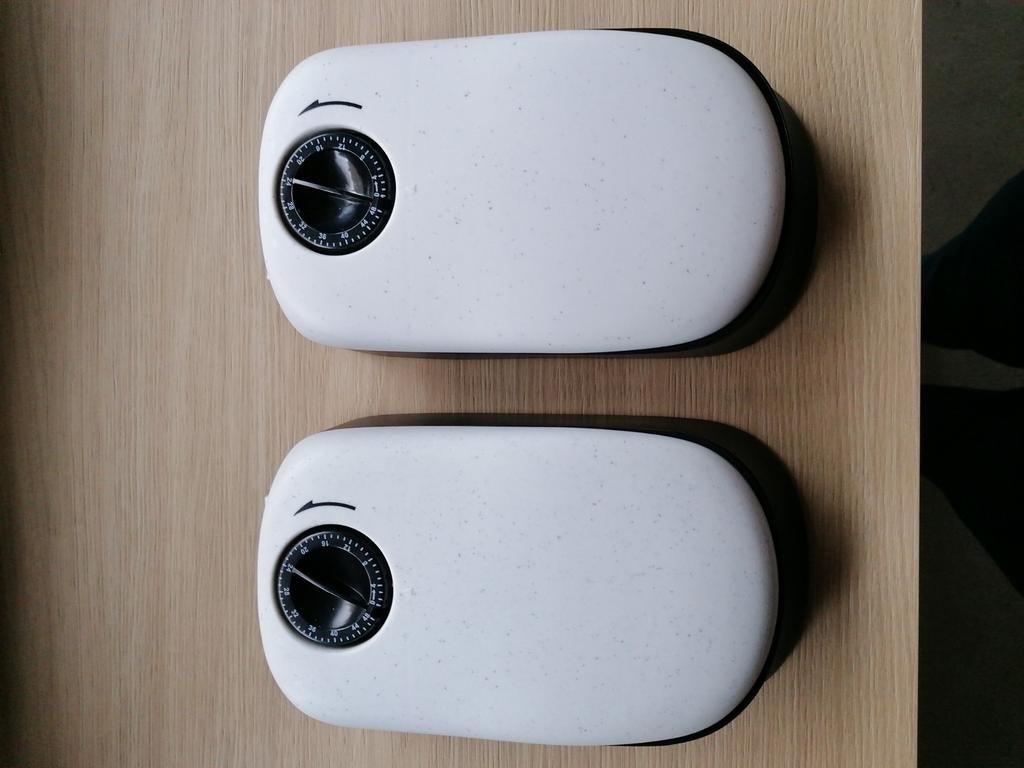 Trixie TX2 voerautomaten voor katten 2 stuks, Ophalen of Verzenden, Automatisch, Zo goed als nieuw