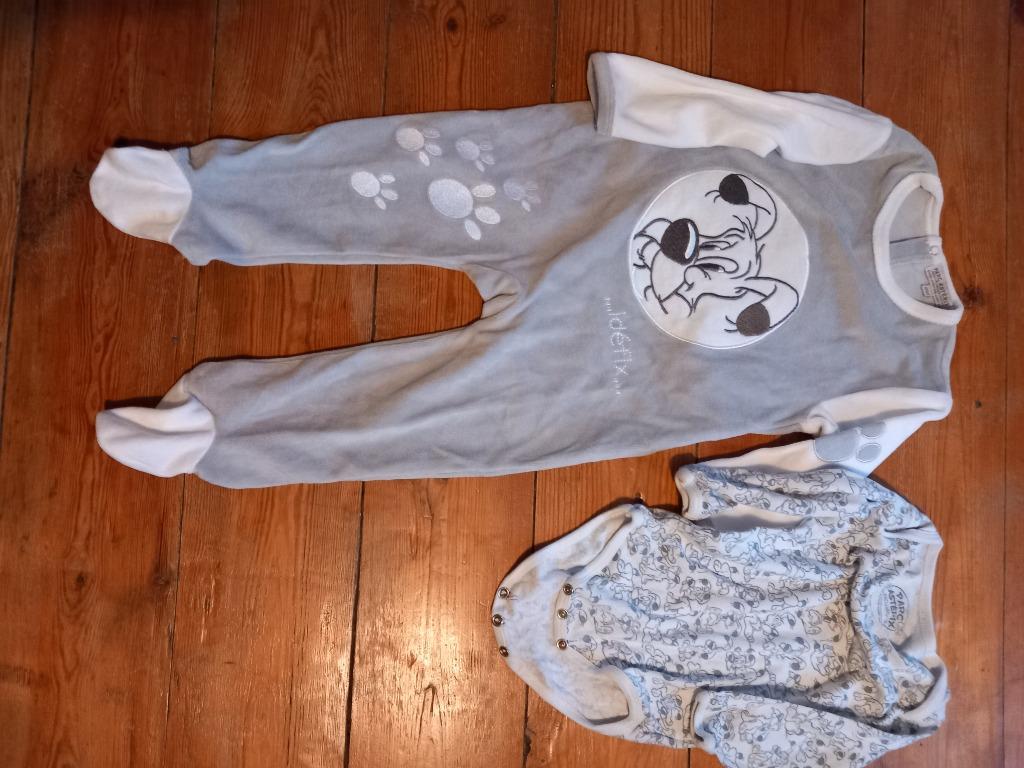 Parc Asterix vêtements Idefix bébé, Enlèvement ou Envoi, Comme neuf