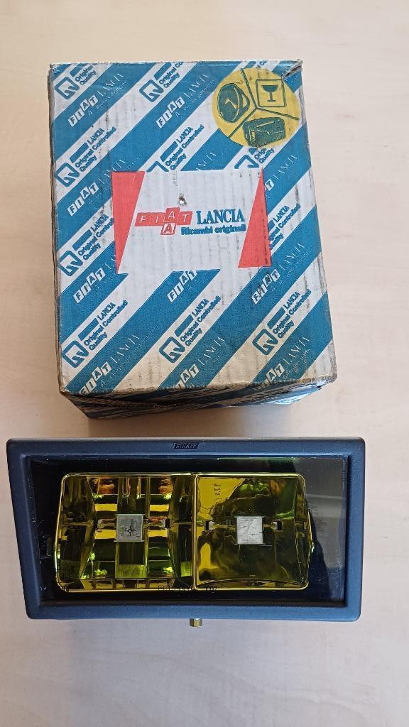 Fiat Croma rechter mistlamp. Nieuw. Carello., Auto-onderdelen, Ophalen of Verzenden, Nieuw, Fiat