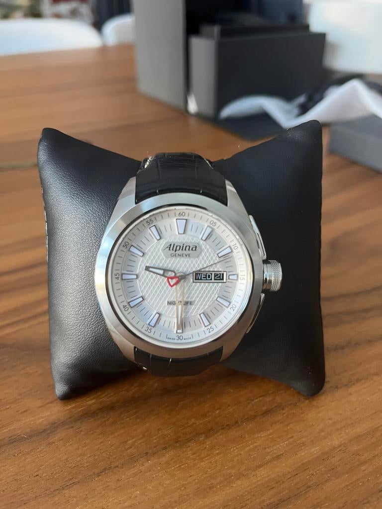 Alpina Club Day-Date AL-242S4RC6, Handtassen en Accessoires, Horloges | Heren, Zo goed als nieuw, Polshorloge, Overige merken