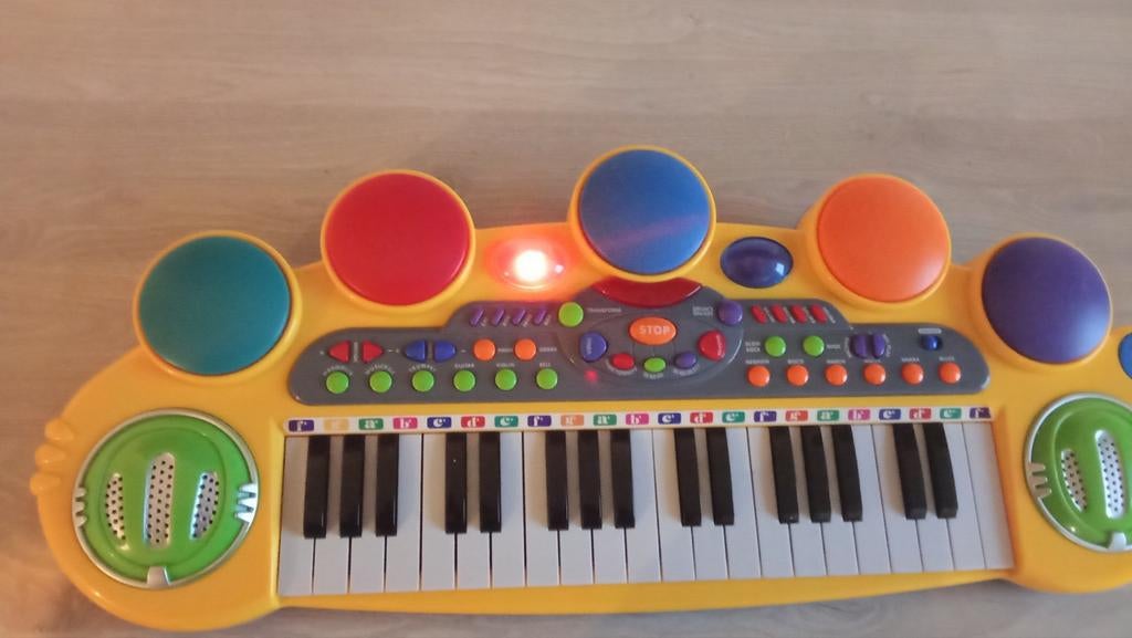 Keybord, Muziek en Instrumenten, Keyboards, Ophalen of Verzenden, Zo goed als nieuw