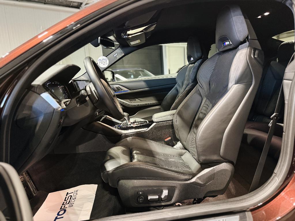 BMW M4 Competition xDrive ‘BMW Individual Damast Rood’, Auto's, Automaat, 4 zetels, 2993 cc, USB
