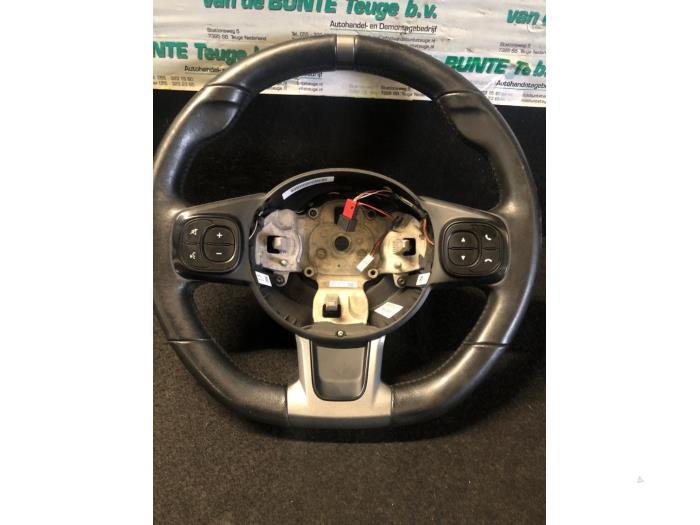Volant d'un Fiat 500, -, 3 mois de garantie, Utilisé, Fiat