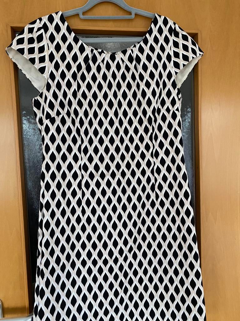 Jolie robe, Comma, Enlèvement ou Envoi, Comme neuf, Taille 42/44 (L)