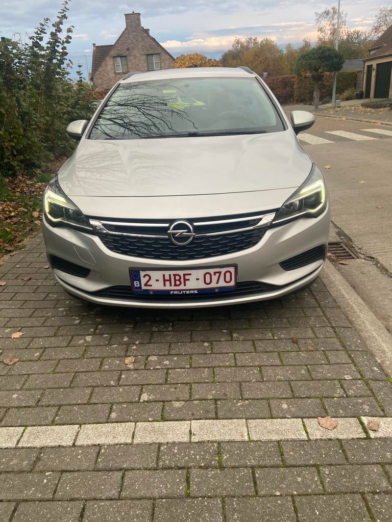 Opel astra 2017 - EURO 6 1.6cdti - 1set winterbanden gratis!, Auto's, Euro 6, Android Auto, Particulier, Te koop