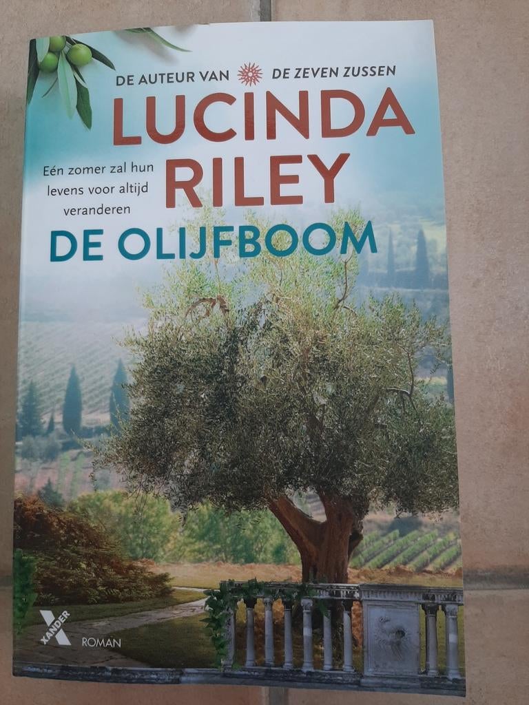 Lucinda Riley - De olijfboom, Enlèvement ou Envoi, Comme neuf, Lucinda Riley