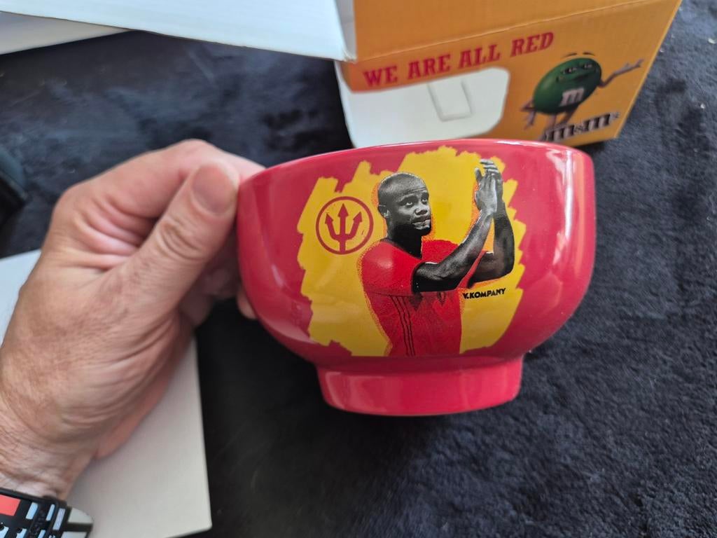 Stenen kom m&m's vincent kompany, Verzamelen, Ophalen of Verzenden