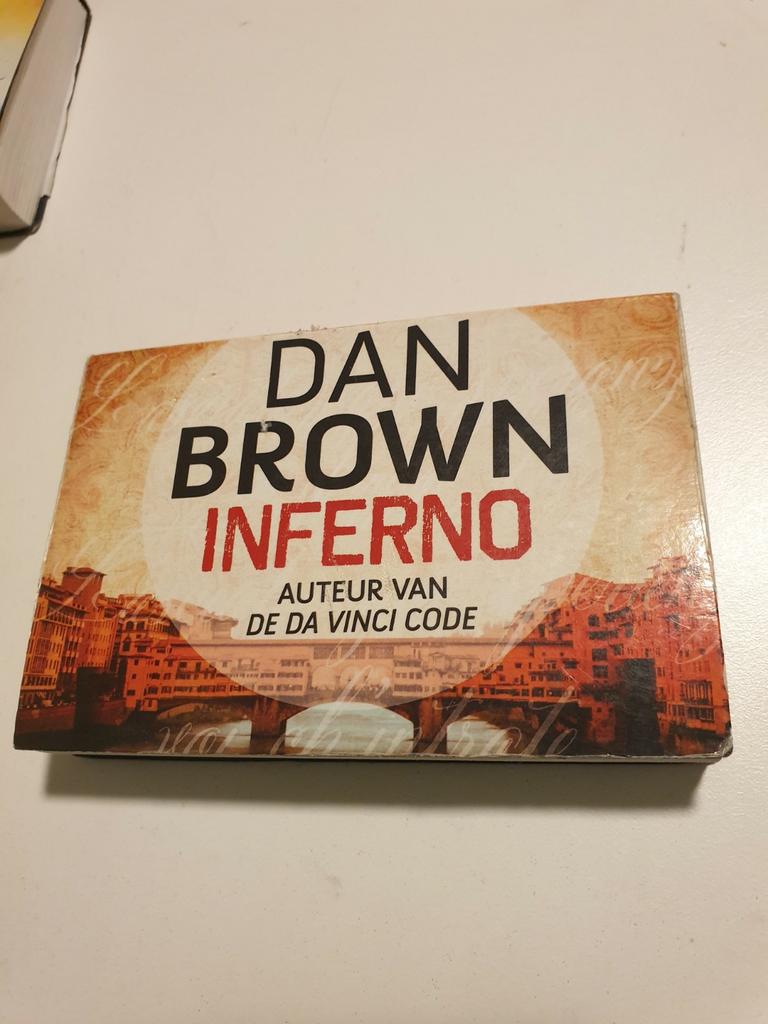 Dan Brown - Inferno  DWARSLIGGER NR 245, Ophalen of Verzenden, Gelezen, Dan Brown