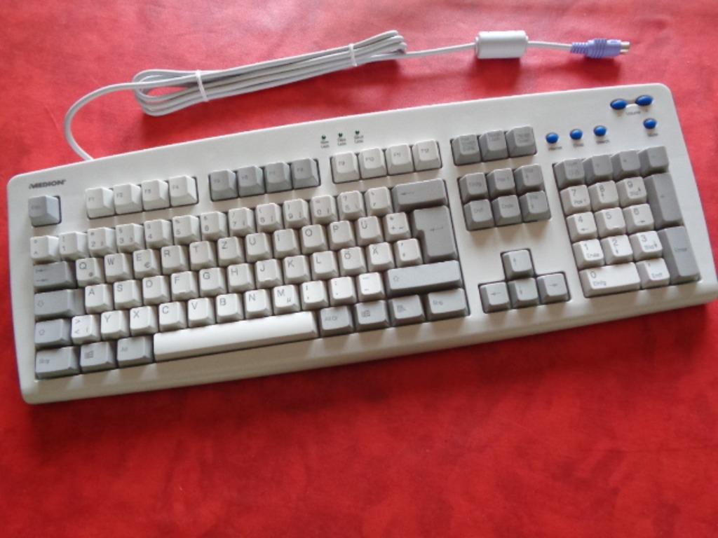 Clavier Qwertz  filiaire. Marque: "MEDION"., Computers en Software, Toetsenborden, Nieuw, Qwerty, Bedraad, MEDION".