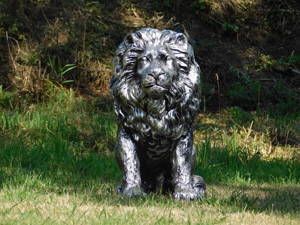 Prachtig beeld van een leeuw, polystone, zilver-grijs, Ophalen of Verzenden