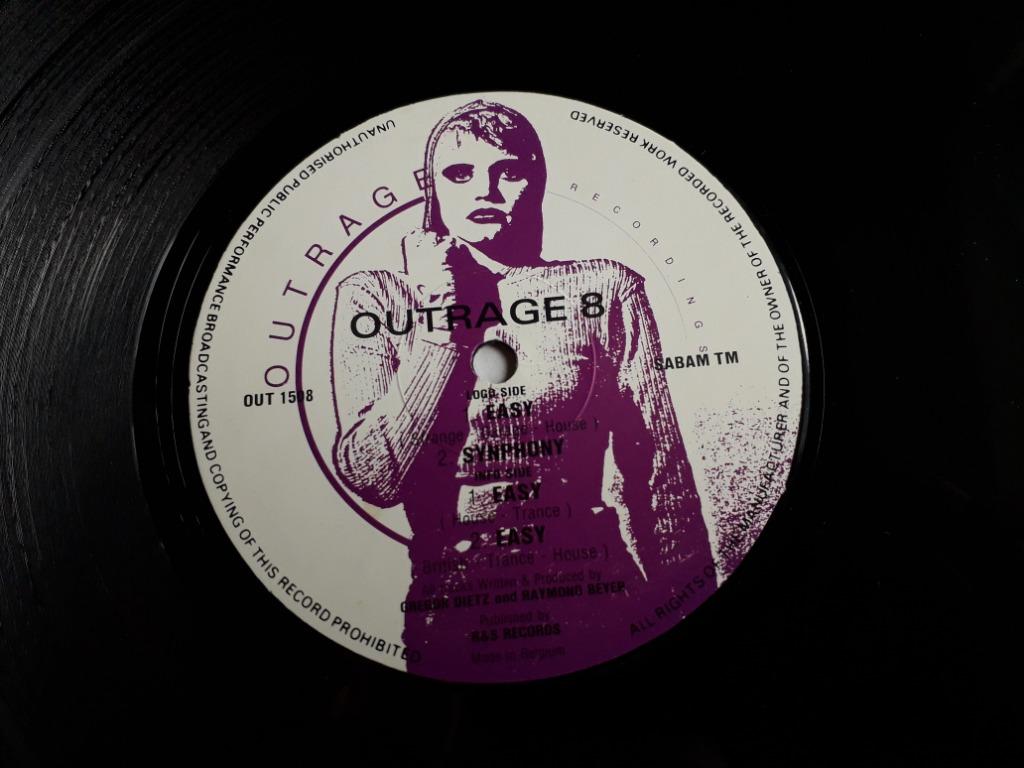 Outrage 8, Ophalen of Verzenden