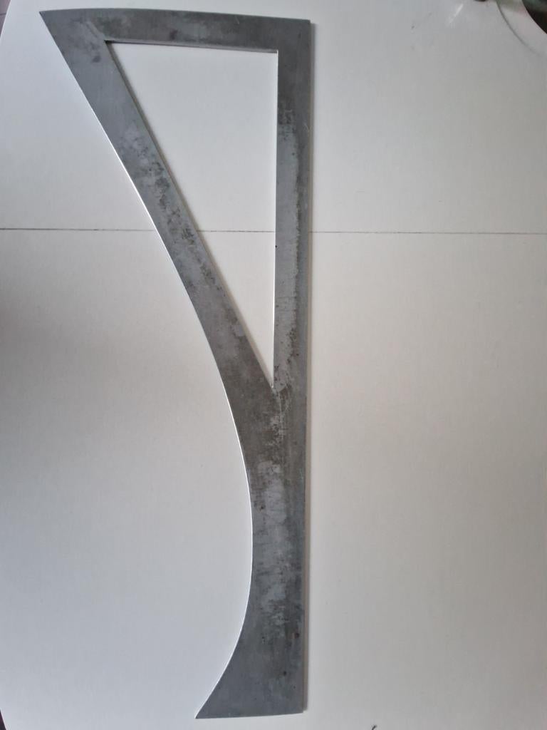 règle à motifs en aluminium 60cm, Enlèvement