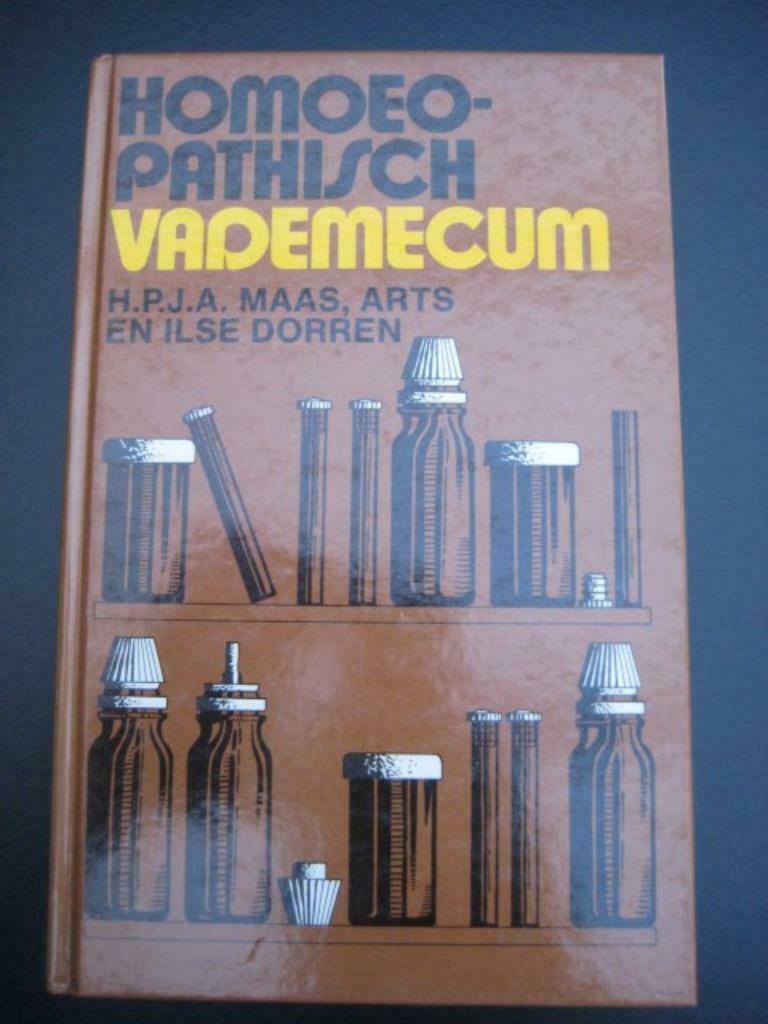 Homoeopatisch vademecum en zakboek, Livres, Santé, Diététique & Alimentation, Enlèvement ou Envoi, Utilisé, Plantes et Alternatives