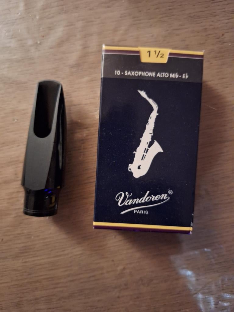 bec yamaha 4c et des pailles, Musique & Instruments, Instruments | Accessoires, Enlèvement ou Envoi, Comme neuf, Saxophone