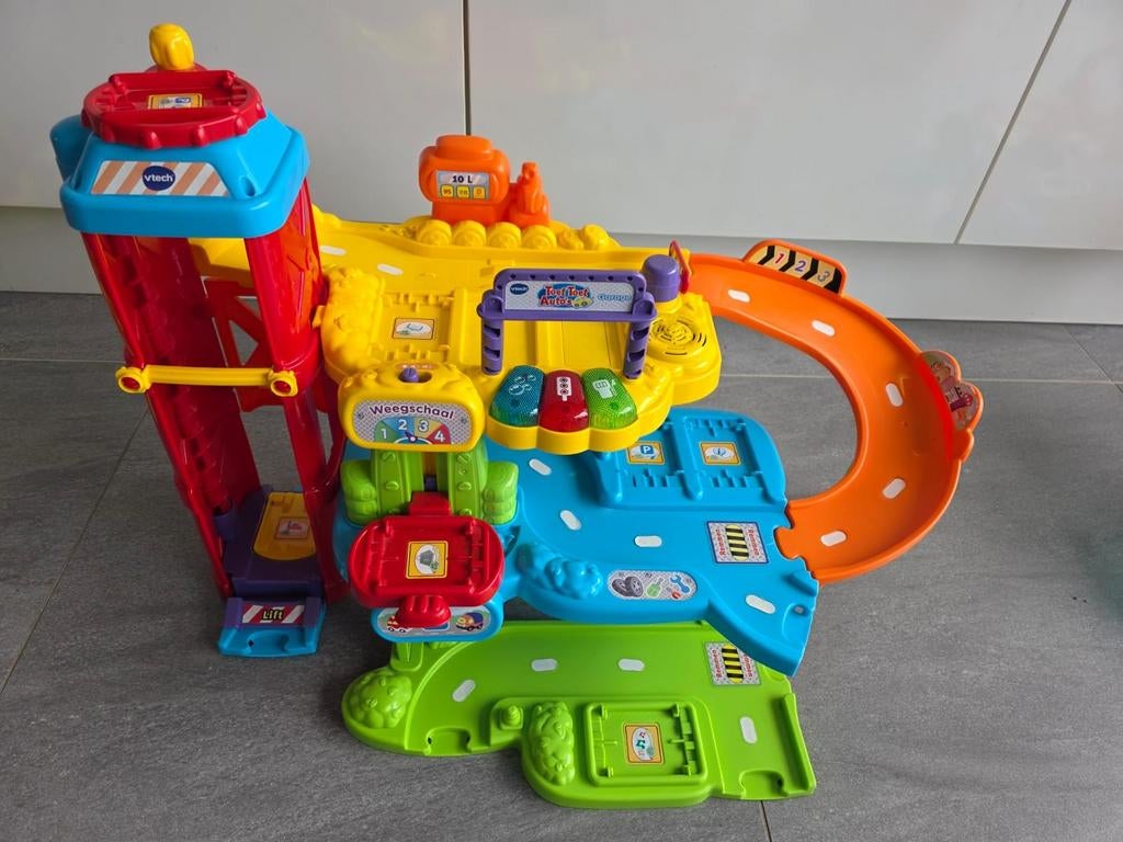 Vtech toet toet auto's garage, Ophalen, Gebruikt, 2 tot 4 jaar