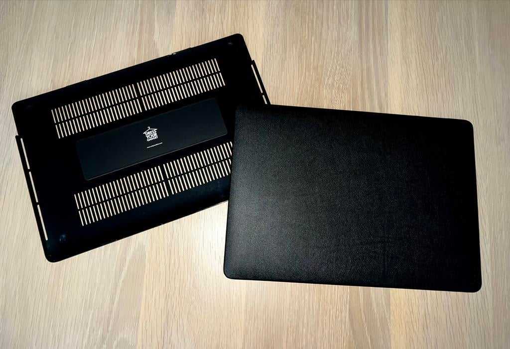 Coque rigide MacBook Pro 16 pouces, Informatique & Logiciels, Enlèvement, Comme neuf