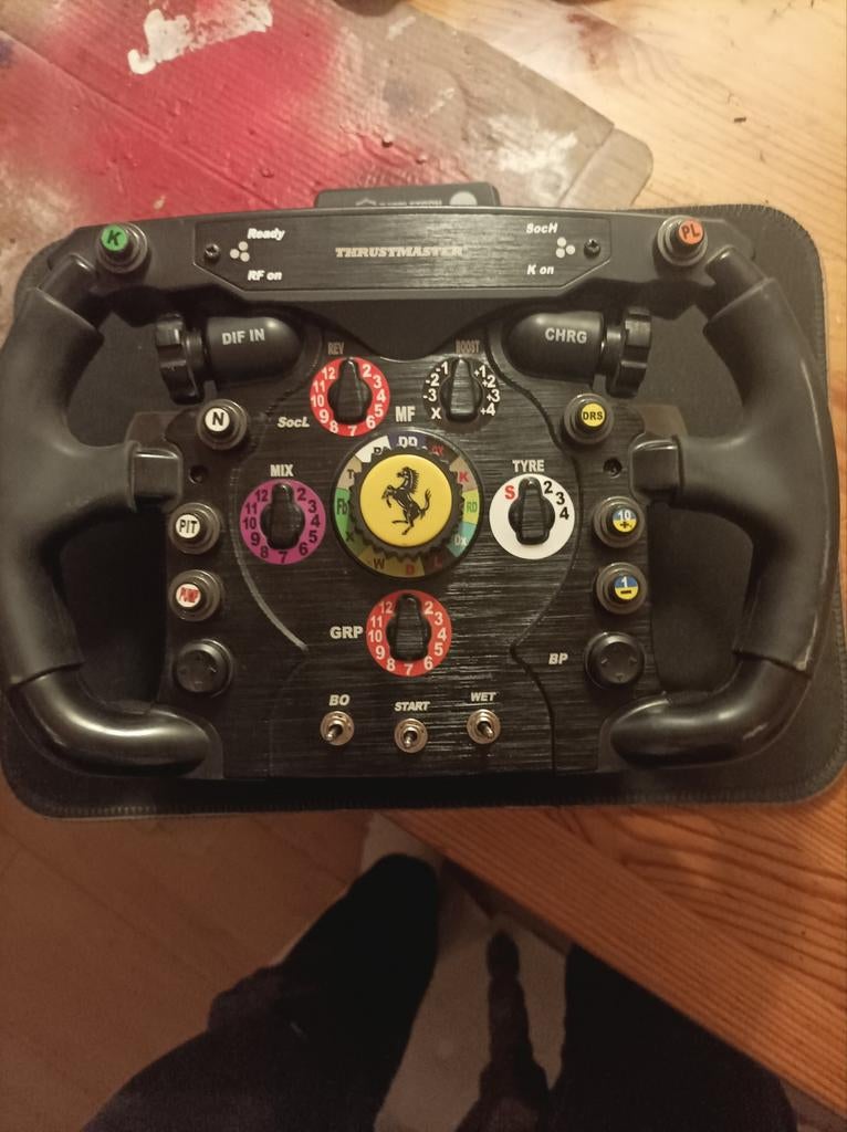 SimRacing Ferrari, Enlèvement ou Envoi, Comme neuf